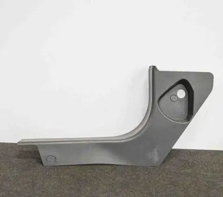 Maserati Ghibli (A) pillar trim 6700113670