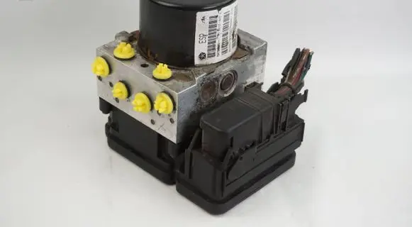 Chrysler 300 - 300C ABS Pump P04780000AC 28526174023 25021210374