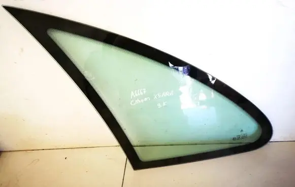 Citroen Xsara Picasso Rear side window