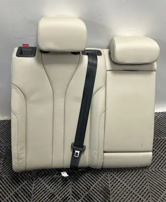 Skoda Enyaq iV Rear seat 