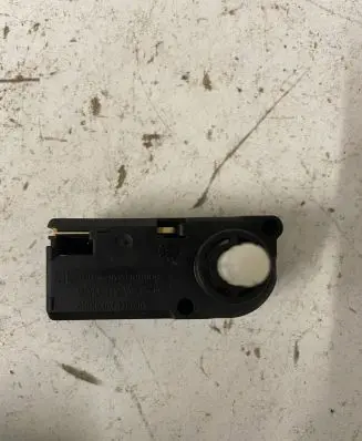 Volkswagen Touran I Headlight level adjustment motor 1J0941295A 0307853304