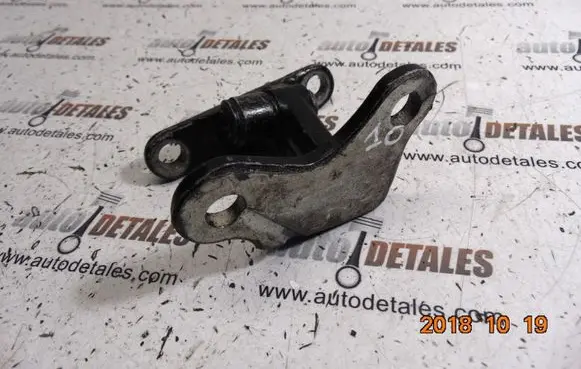 Mitsubishi Colt Rear door upper hinge
