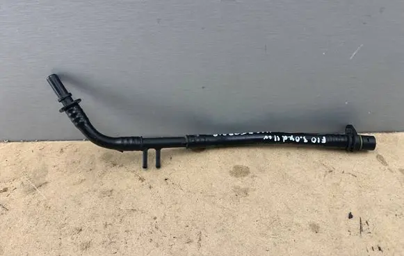 BMW 5 F10 F11 Vacuum line/pipe/hose 8508218 11668508218