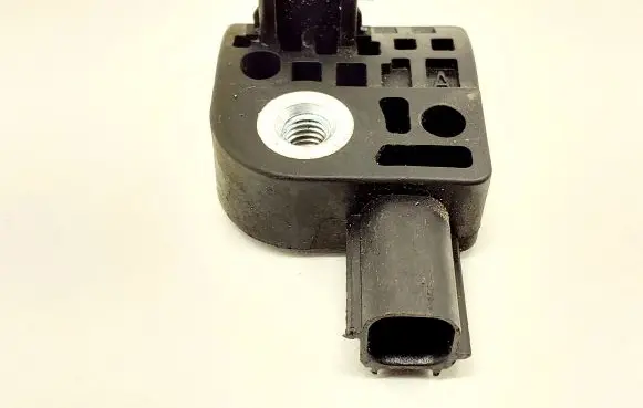 Opel Mokka Airbag deployment crash/impact sensor 213578678