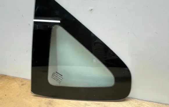 Nissan Qashqai Rear side window 43R00048