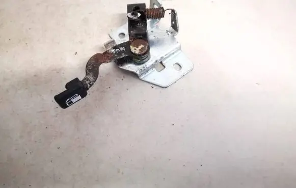 Chevrolet Matiz Fuel tank opening switch 