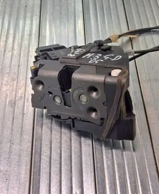 Mazda 3 I Rear door lock 3N6AA26412B