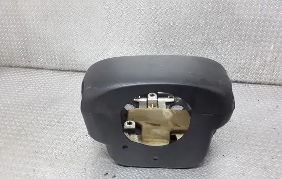 Honda CR-V Steering wheel column trim