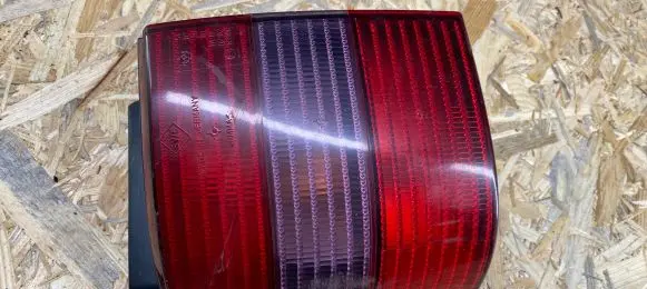 Volkswagen PASSAT B4 Rear/tail lights 3A9945257