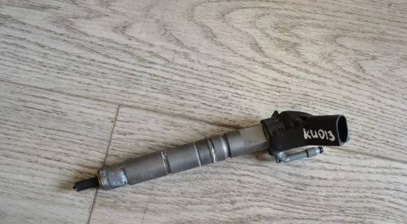 Mercedes-Benz GLC X253 C253 Fuel injector A6510702987