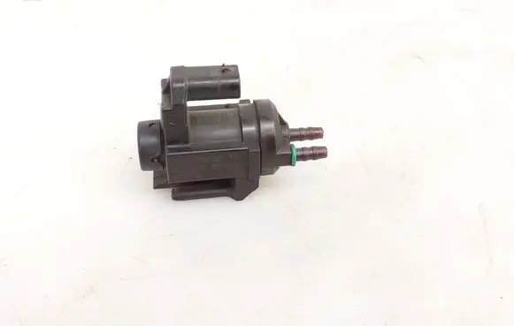 Mini One - Cooper F56 F55 Vacuum valve 8570591