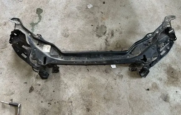 Volvo XC60 Radiator support slam panel