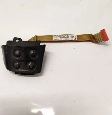 Volkswagen Touran I Steering wheel buttons/switches 1K0959537C