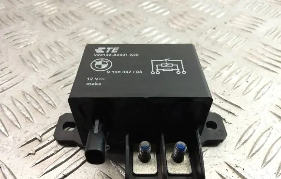 BMW X3 G01 Coolant fan relay 9198302