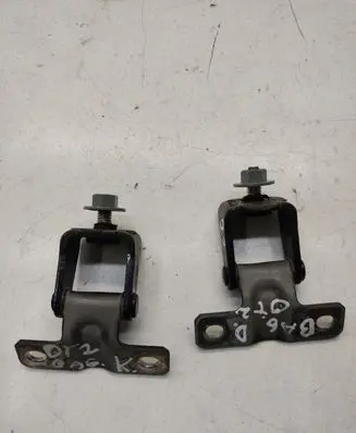 Mitsubishi Outlander Loading door hinge set 