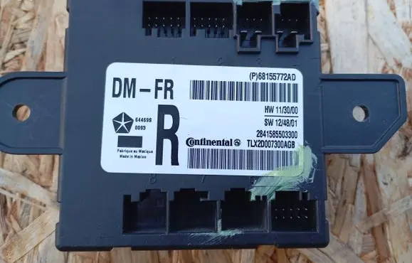 Fiat Freemont Door control unit/module TLX2D007300AGB 68155772AD P68155772AD