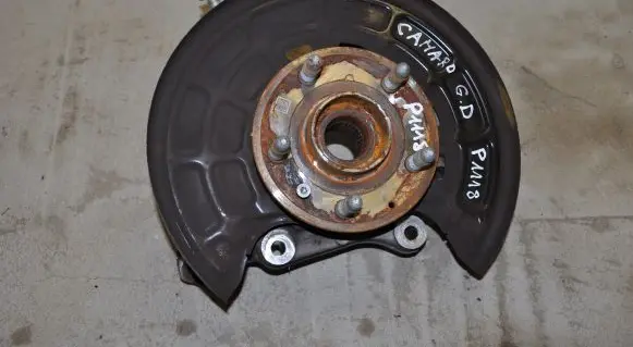 Chevrolet Camaro Rear wheel hub