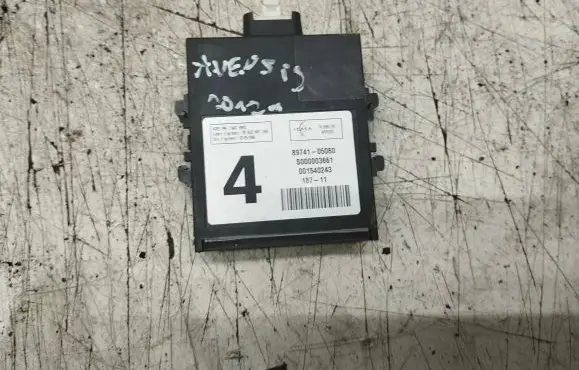 Toyota Avensis T270 Door central lock control unit/module 8974105080 S000003651
