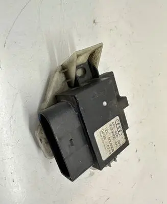 Audi A6 S6 C6 4F Fuel injection pump control unit/module 4F0906093 0005606