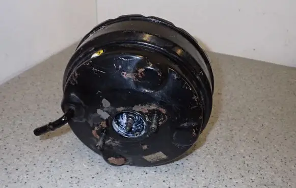 Hyundai Matrix Brake booster