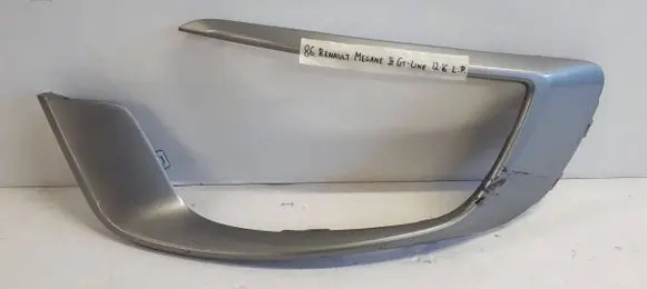 Renault Megane III Front bumper splitter molding 261A38290R