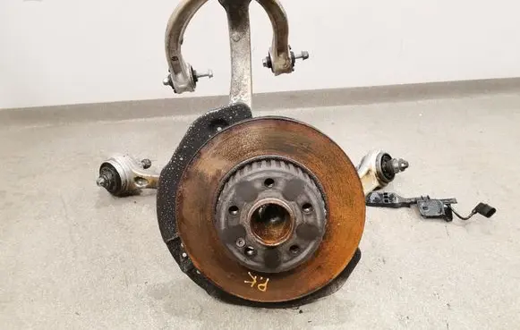 Mercedes-Benz C W205 Front wheel hub spindle knuckle