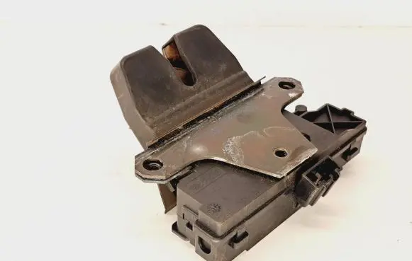 Jaguar X-Type Tailgate/trunk/boot lock/catch/latch 4N51A442A66