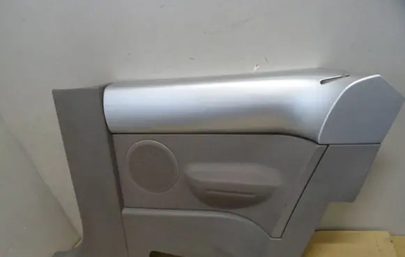 Volkswagen New Beetle Rear door card panel trim