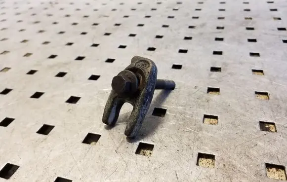 Fuel Injector clamp holder