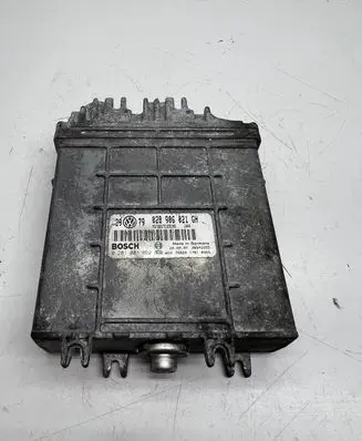 Volkswagen Golf III Engine control unit/module 028906021GH 28SA3355 0281001652