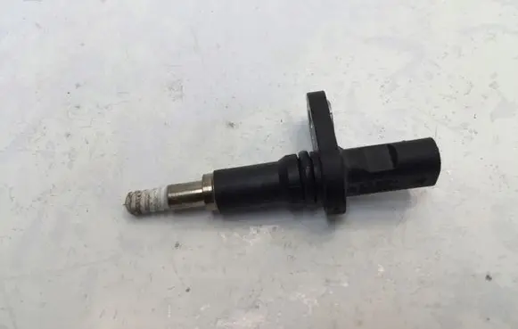 BMW 2 F44 Coolant temperature sensor 8661436