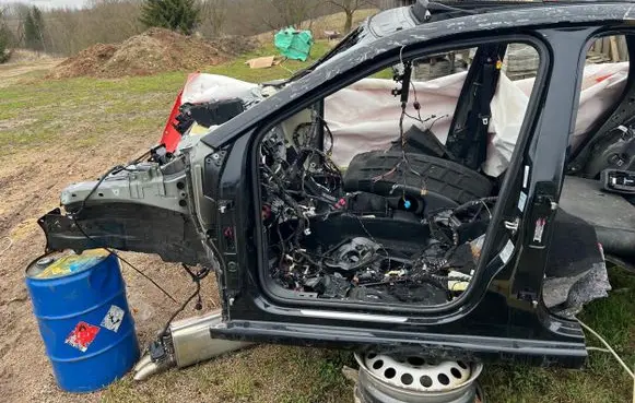 Front quarter panel