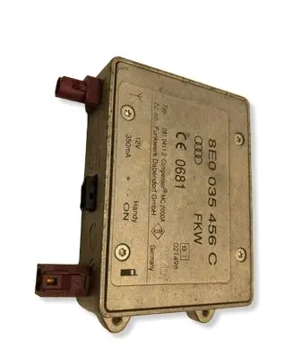 Audi A6 S6 C6 4F Antenna control unit 8E0035456C 09104112