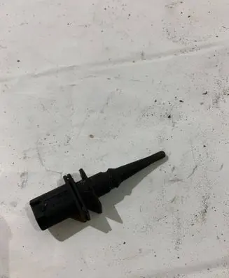 BMW 5 E39 Outside/exterior temperature sensor 65816936953