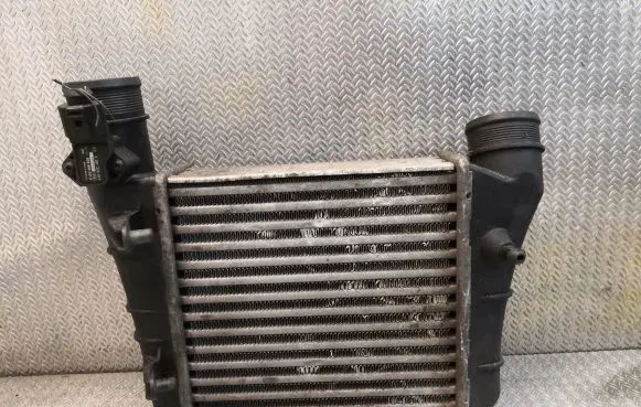 Audi A4 S4 B7 8E 8H Intercooler radiator 8E0145805AA