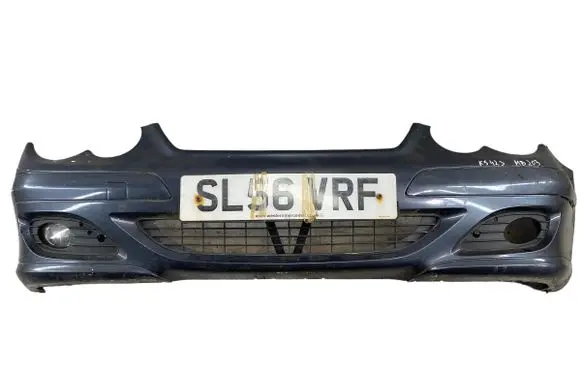 Mercedes-Benz C W203 Front bumper K5422