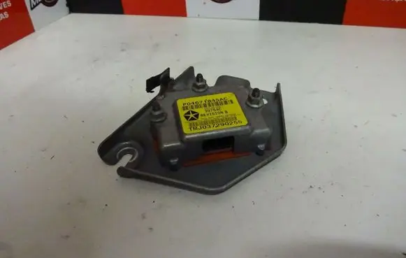 Chrysler PT Cruiser Airbag deployment crash/impact sensor P04671845AC