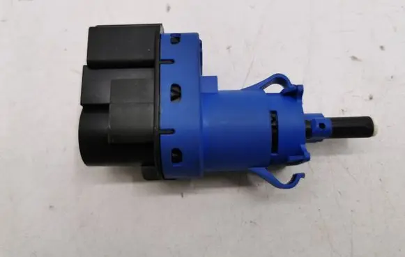 Mazda CX-5 Brake pedal sensor switch