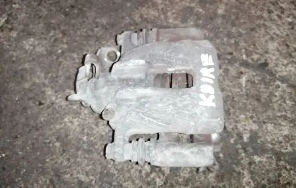 Nissan Primastar Rear brake caliper