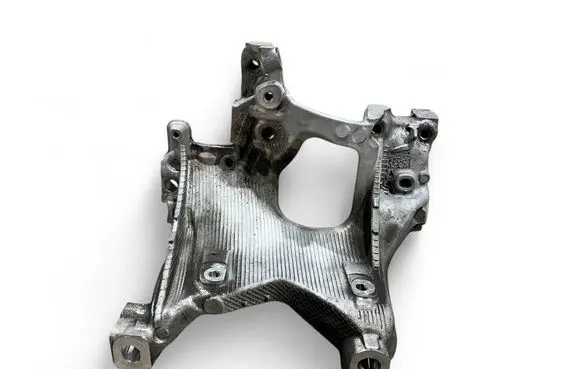 Audi A5 Engine mounting bracket 8W0399295