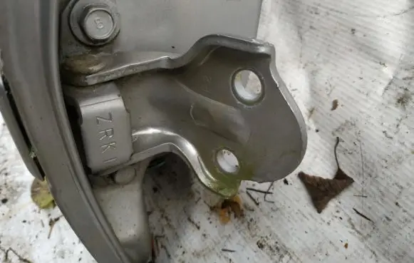Mitsubishi Galant Rear door lower hinge