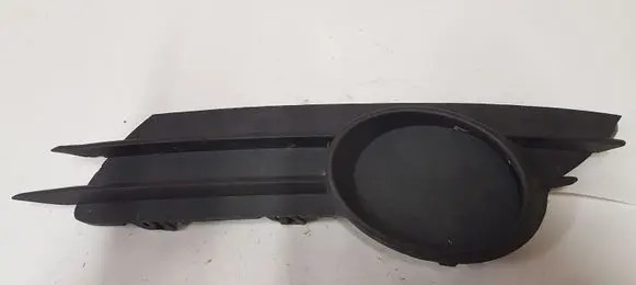 Opel Corsa D Front bumper lower grill 13211480 475498858