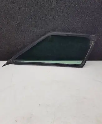 Volkswagen Crafter Front door vent window glass four-door 43R000016