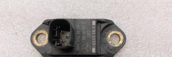 Mercedes-Benz ML W164 Acceleration sensor 0045423518