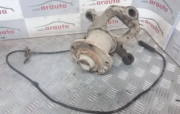 Mercedes-Benz Sprinter W901 W902 W903 W904 Front wheel hub spindle knuckle