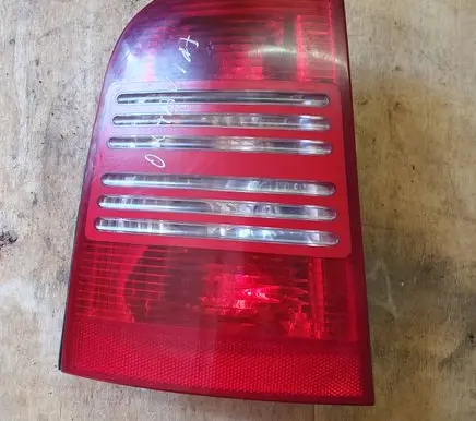Skoda Octavia Mk1 (1U) Rear/tail lights 1U9945095 1994511 1J9945094
