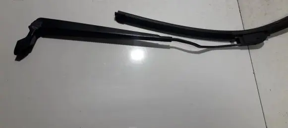 Citroen Xsara Front wiper blade arm