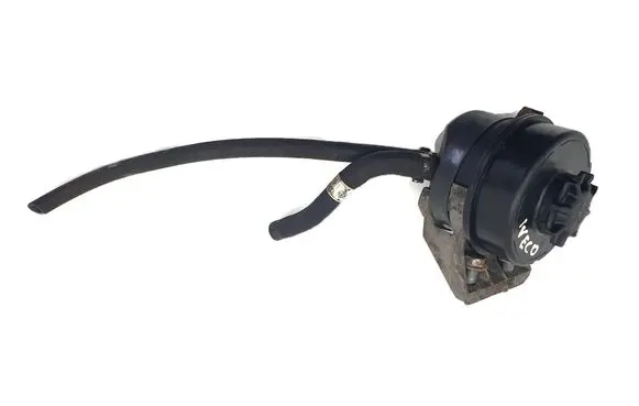 Brake fluid reservoir
