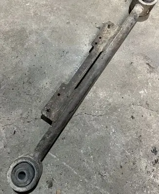 Nissan Terrano Rear control arm