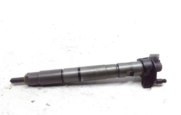Volkswagen Phaeton Fuel injector 059130277AB 0445115037